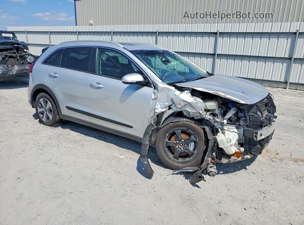 KNDCE3LCXK5235534 2019 KIA NIRO Серебряный Передняя правая четверть
