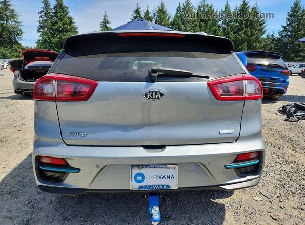 KNDCE3LG5K5006083 2019 KIA NIRO Silver უკანა ხედი