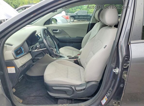 KNDCM3LD2K5266160 2019 KIA NIRO Charcoal Widok wnętrza z przodu