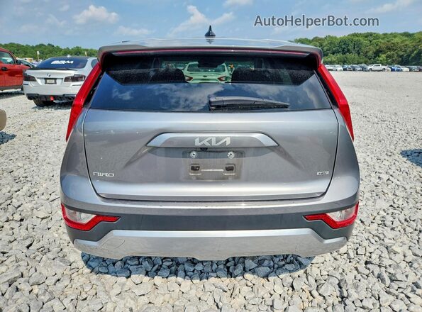 KNDCP3LE1P5082304 2023 KIA NIRO Gray Հետևի տեսք
