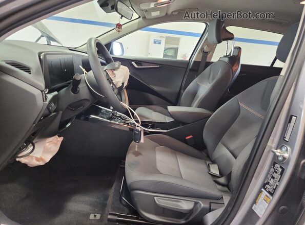 KNDCP3LE1T5324664 2026 KIA NIRO Gray 