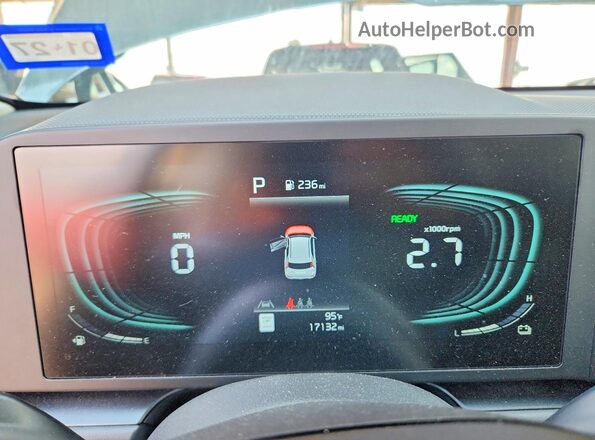 KNDCP3LE1T5346700 2026 KIA NIRO Gray ხელსაწყოთა პანელის ხედი