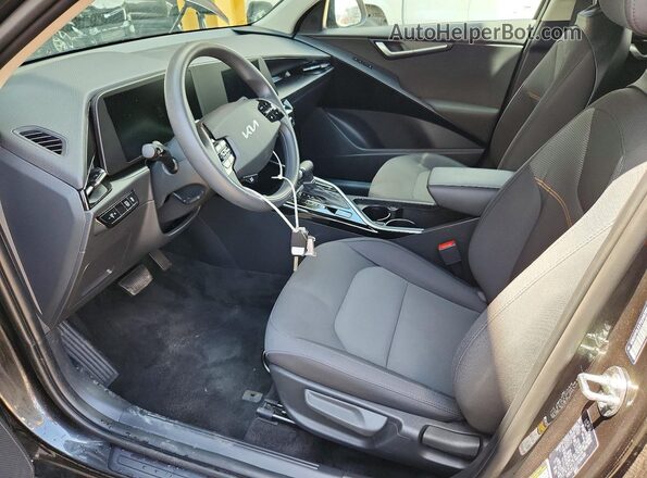 KNDCP3LE1T5346700 2026 KIA NIRO Gray წინა სალონის ხედი