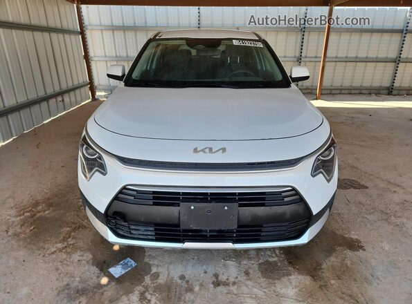 KNDCP3LE1T5360306 2026 KIA NIRO White 