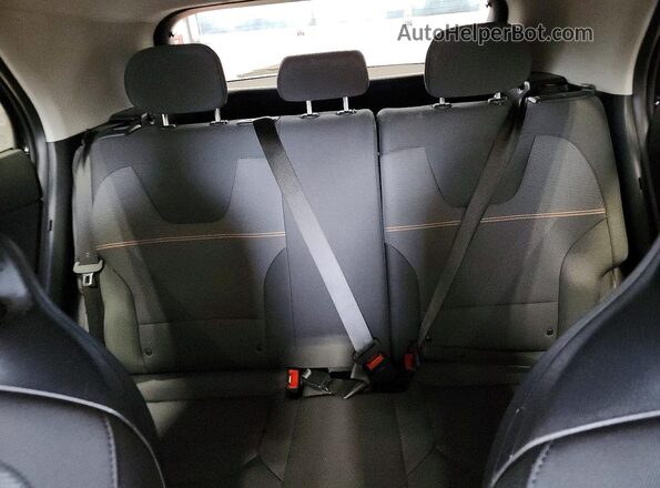 KNDCP3LE2S5306396 2025 KIA NIRO Black Вид задніх сидінь