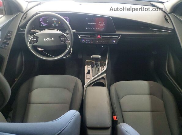 KNDCP3LE2T5324527 2026 KIA NIRO Red Vista del salpicadero
