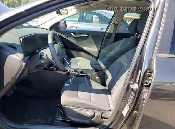 KNDCP3LE4R5173876 2024 KIA NIRO Серый Вид салона спереди