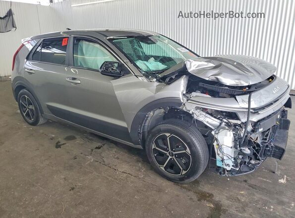 KNDCP3LE4T5319054 2026 KIA NIRO Gray Передня права чверть