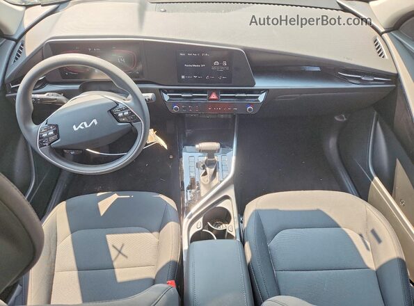 KNDCP3LE4T5330748 2026 KIA NIRO Gray Առջևի վահանակի տեսք