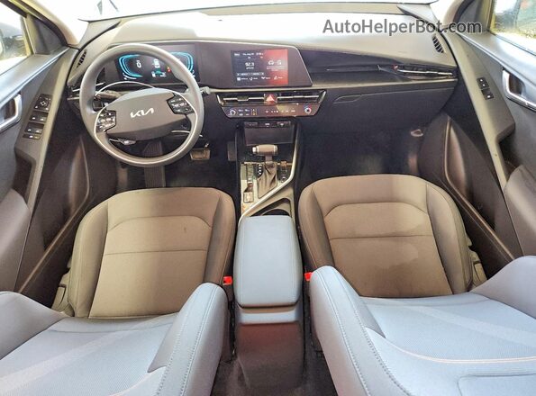 KNDCP3LE5T5320410 2026 KIA NIRO Gray წინა პანელის ხედი