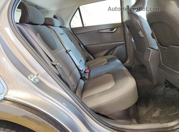 KNDCP3LE5T5320410 2026 KIA NIRO Gray უკანა სალონის ხედი