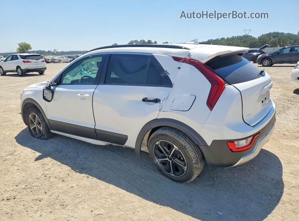 KNDCP3LE6P5084968 2023 KIA NIRO White უკანა მარცხენა