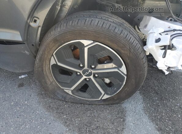 KNDCP3LE6T5317693 2026 KIA NIRO Gray Vista interior de 360 grados