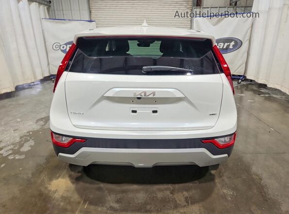 KNDCP3LE6T5318150 2026 KIA NIRO White Vista trasera