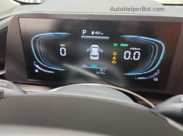 KNDCP3LE6T5318150 2026 KIA NIRO White 