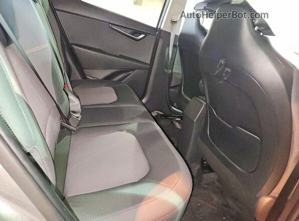 KNDCP3LE6T5319802 2026 KIA NIRO Gray Vista interior trasera