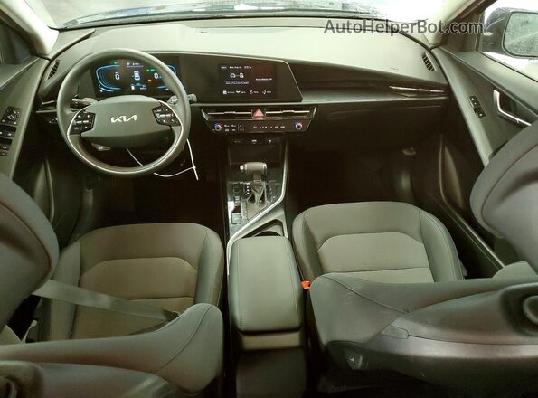 KNDCP3LE7T5319372 2026 KIA NIRO Gray წინა პანელის ხედი