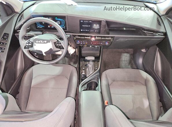 KNDCP3LE7T5324538 2026 KIA NIRO Red Vista del salpicadero