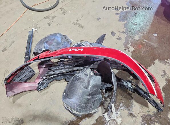 KNDCP3LE7T5324538 2026 KIA NIRO Red Vista del compartimento del motor
