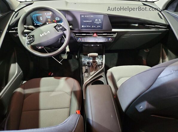 KNDCP3LE7T5362934 2026 KIA NIRO Gray წინა პანელის ხედი