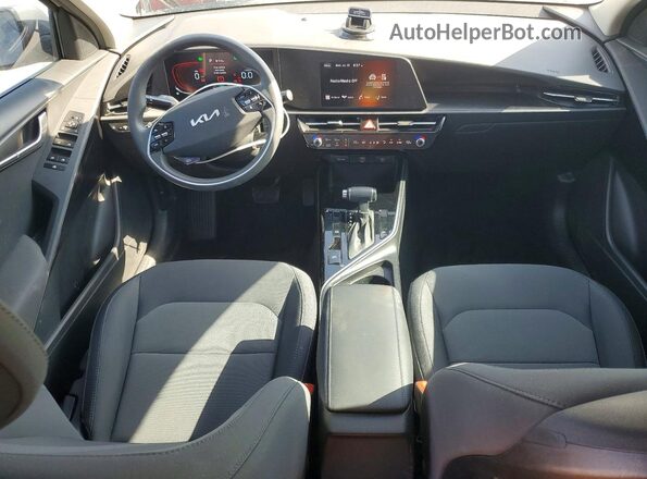 KNDCP3LE8S5217853 2025 KIA NIRO Gray წინა პანელის ხედი