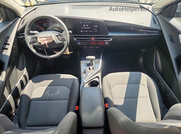 KNDCP3LE8T5330137 2026 KIA NIRO Charcoal Вид панелі приладів