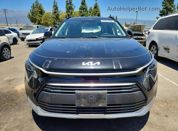KNDCP3LE9P5099383 2023 KIA NIRO Black წინა ხედი
