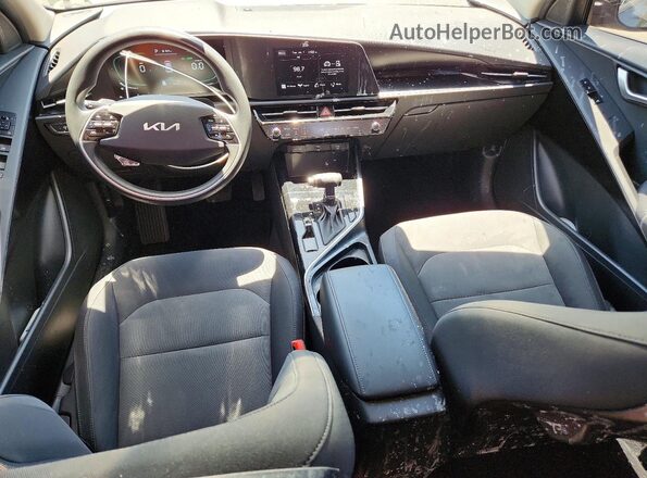 KNDCP3LE9P5099383 2023 KIA NIRO Black წინა პანელის ხედი