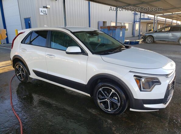KNDCP3LE9S5305892 2025 KIA NIRO White Delantero derecho