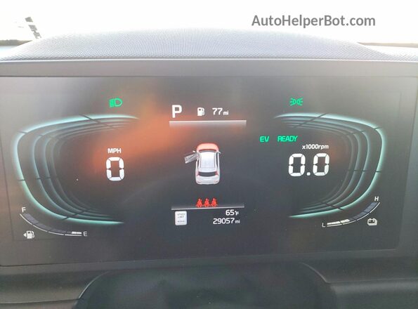 KNDCP3LE9S5305892 2025 KIA NIRO White Vista del cuadro de instrumentos