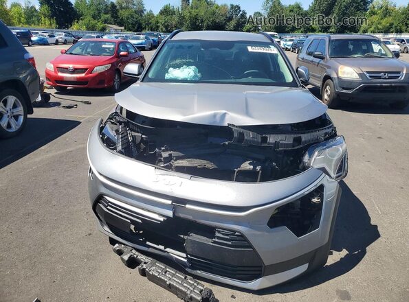 KNDCP3LEXR5121362 2024 KIA NIRO Gray Widok z przodu