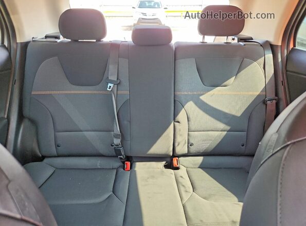 KNDCP3LEXT5332469 2026 KIA NIRO Gray უკანა სავარძლების ხედი