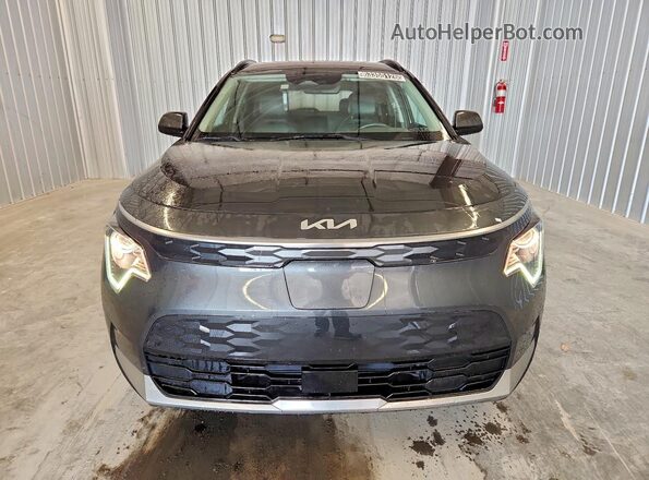 KNDCR3L15P5071085 2023 KIA NIRO Charcoal Widok z przodu