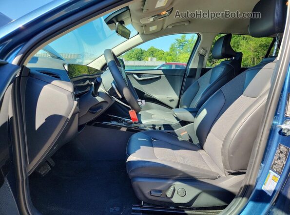 KNDCR3L15R5111409 2024 KIA NIRO Blue Вид салону спереду