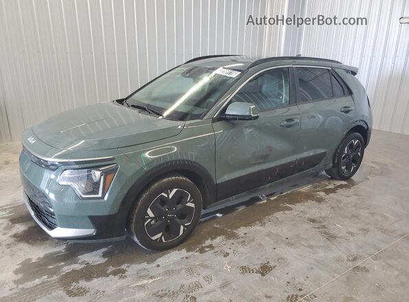 KNDCR3L17R5085637 2024 KIA NIRO Green 