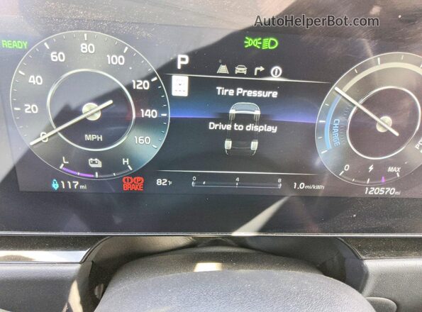 KNDCR3L17R5111153 2024 KIA NIRO Gray Widok zestawu wskaźników