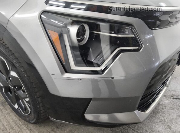 KNDCR3L18P5028599 2023 KIA NIRO Silver 