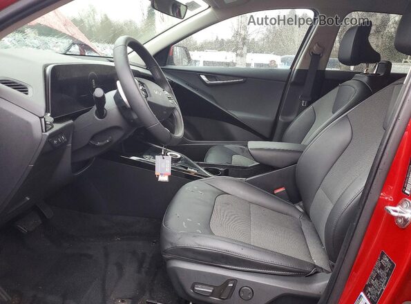 KNDCR3L18R5106219 2024 KIA NIRO Red Սալոնի դիմացի տեսք