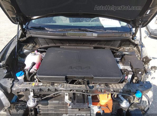 KNDCR3L19P5020172 2023 KIA NIRO EV Gray Widok z tyłu