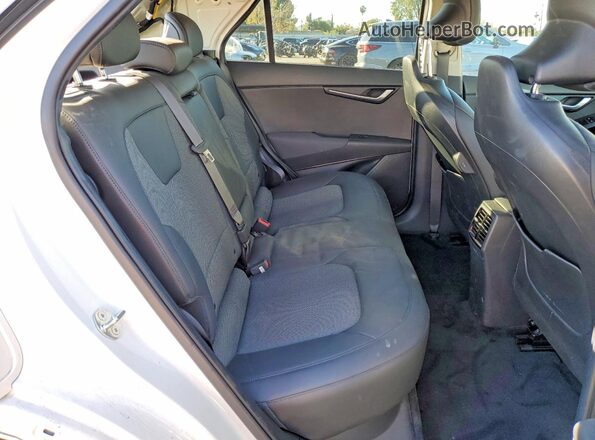 KNDCR3L19R5095750 2024 KIA NIRO White Սալոնի հետևի տեսք