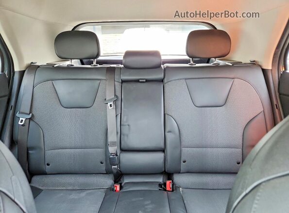 KNDCR3L19R5112319 2024 KIA NIRO Green Widok tylnych siedzeń
