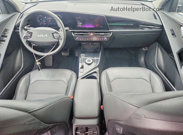 KNDCR3L1XR5094476 2024 KIA NIRO Gray Vista del salpicadero