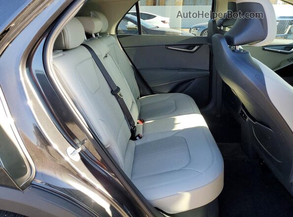 KNDCR3LE1R5174901 2024 KIA NIRO Black Widok wnętrza z tyłu