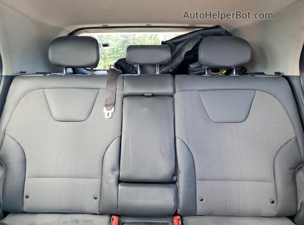 KNDCR3LE3P5060041 2023 KIA NIRO Green Widok tylnych siedzeń