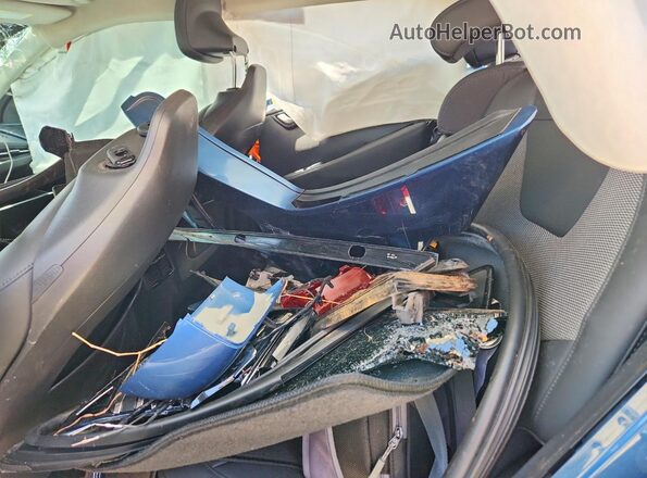 KNDCR3LE7R5124777 2024 KIA NIRO Blue Widok wnętrza z tyłu