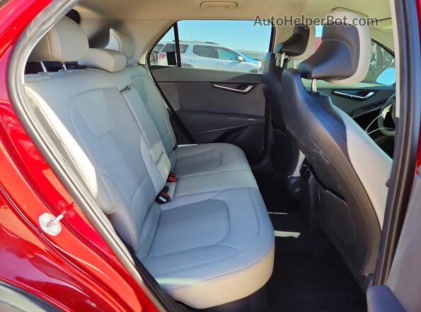 KNDCR3LE9R5159482 2024 KIA NIRO Red Vista interior trasera