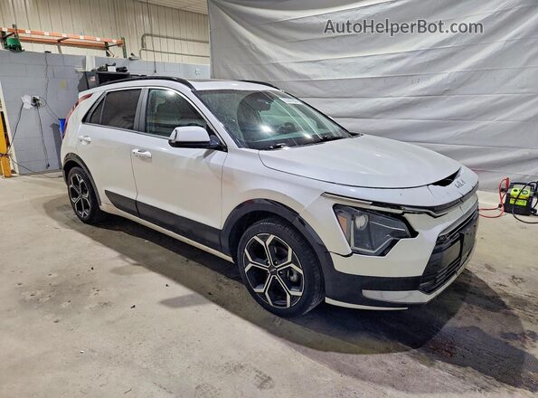 KNDCR3LEXR5148684 2024 KIA NIRO Белый Передняя правая четверть