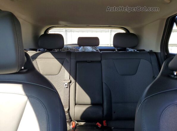 KNDCR3LEXR5151052 2024 KIA NIRO Черный Вид задних сидений