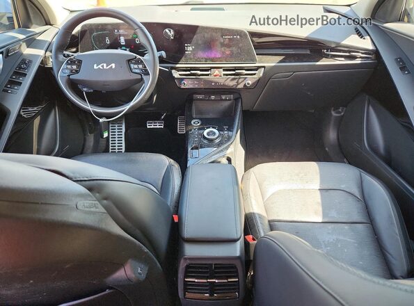 KNDCR3LF2P5043224 2023 KIA NIRO Blue Առջևի վահանակի տեսք