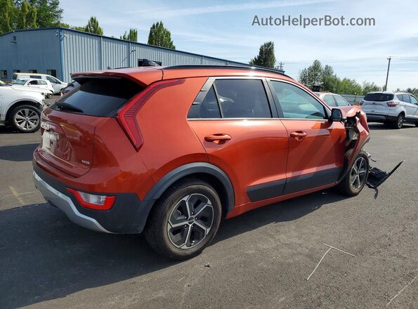 KNDCS3LF0P5063623 2023 KIA NIRO Orange Trasero derecho